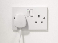裝修百科：室內(nèi)電源插座距離地面多高比較合適呢？